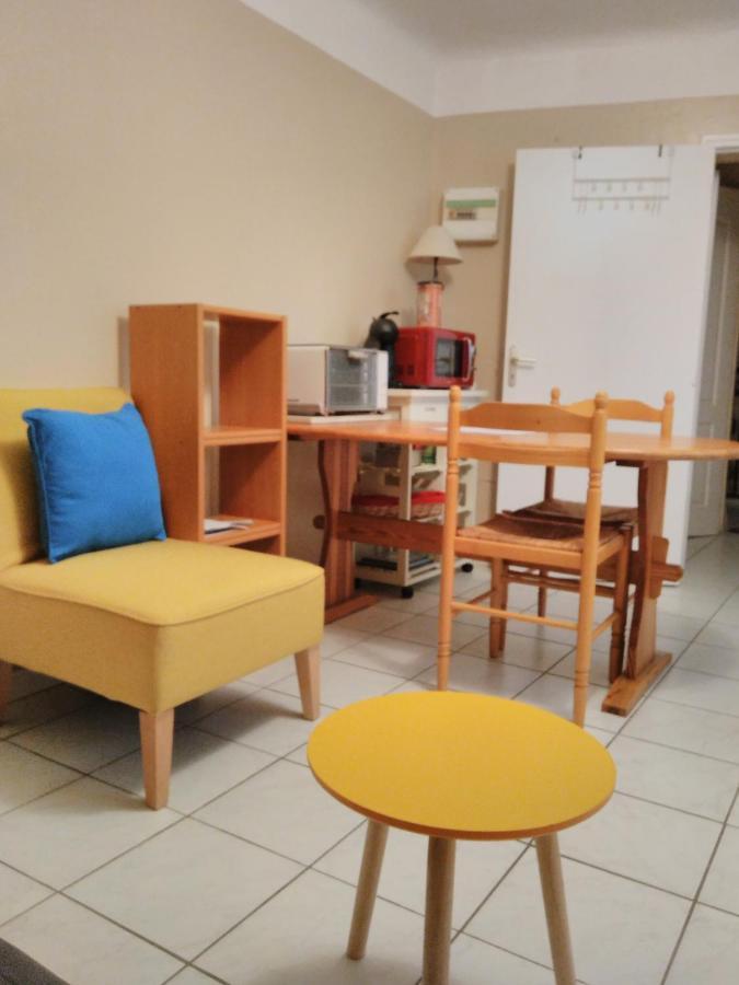 Beaucaire Studio Apartamento Exterior foto